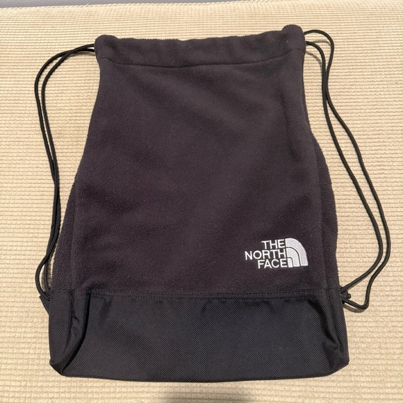 The North Face Fleece Sack Pack - Picture 1 of 3